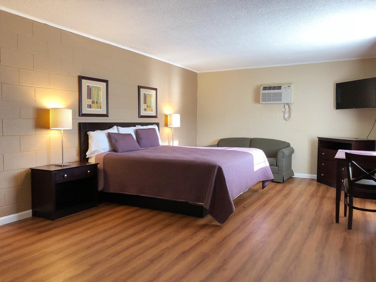 Royal Inn And Suites Hemet Exterior foto